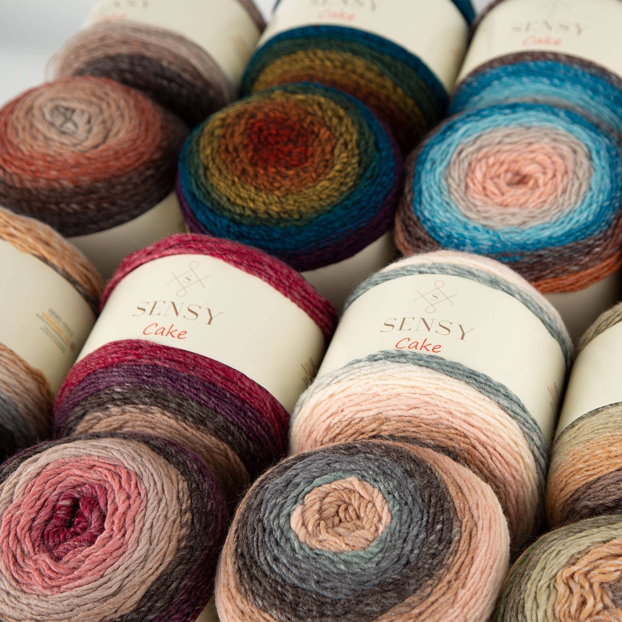 Sensy Cake Yarn, 5.3 oz, 525 Yards, Gauge 3 Light